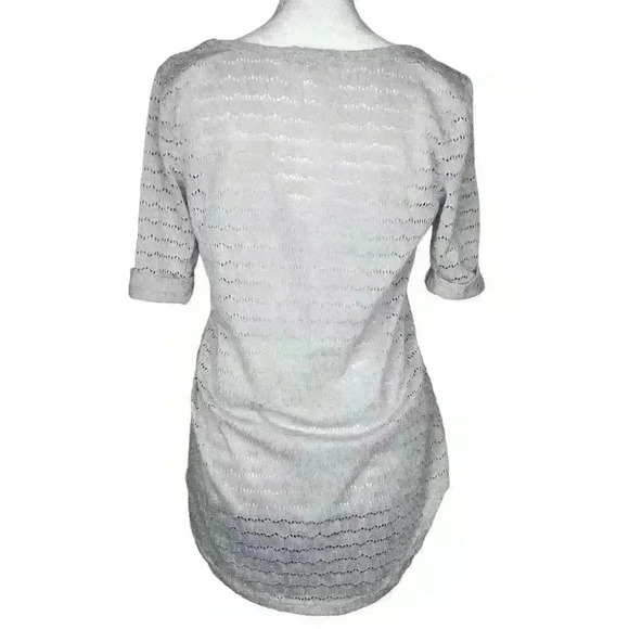 Xhilaration girls gray eyelet 1/2 sleeve top hi-low hem size small - Picture 2 of 5